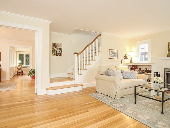 4th image of 18 Kilmer Rd