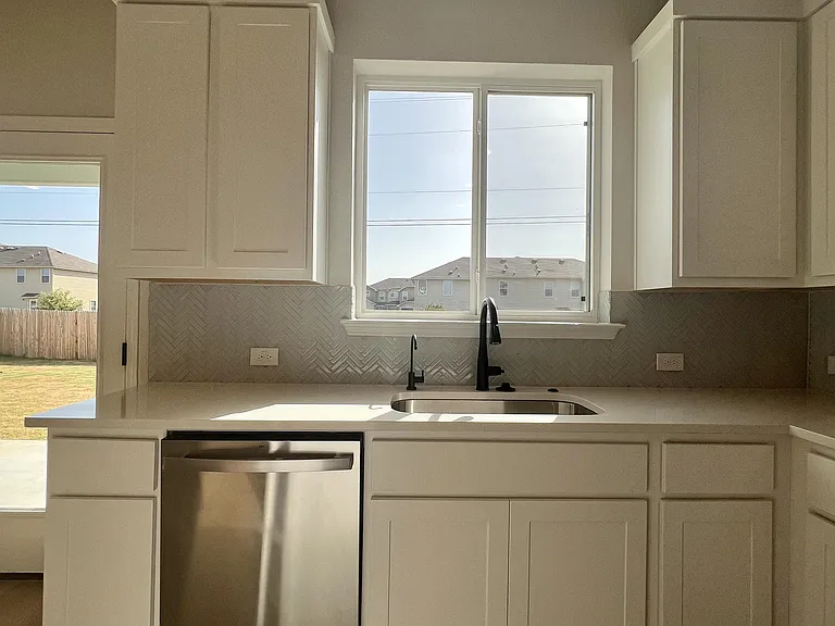 16630 Daylight Ln — Photo 17