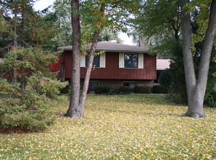 248 79th St, Willowbrook, IL 60527