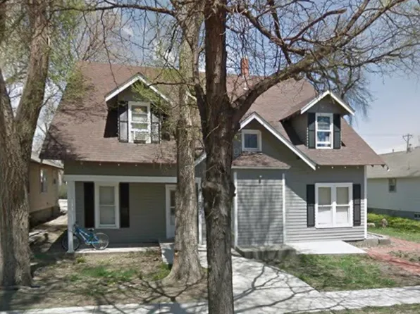 209 W 7th St, Hays, KS 67601