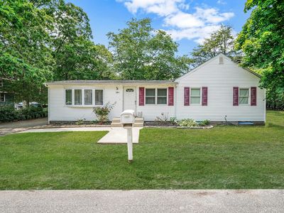 194 N Evergreen Drive, Selden, NY, 11784