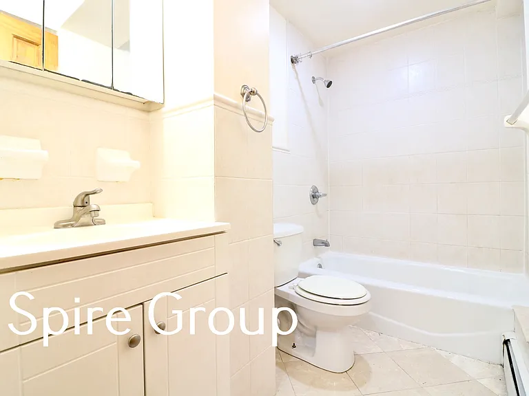 814 10th Ave #2C — Photo 9