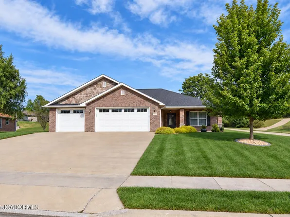 4638 Tanman Ct, Jefferson City, MO 65109