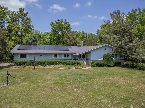 4976 Pheasant Dr, Thomson, IL 61285