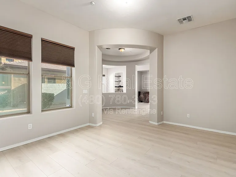 4296 N 154th Ave — Photo 7