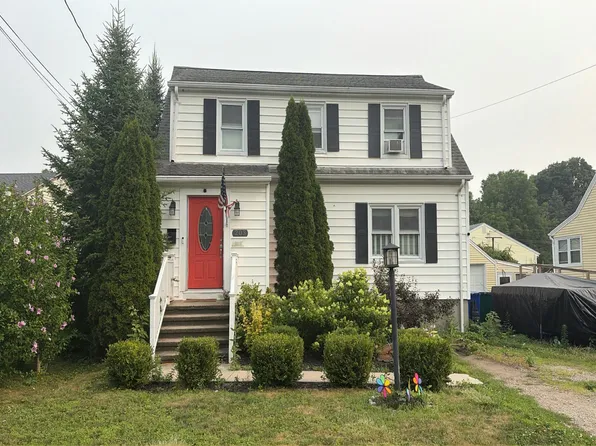 203 Reitter St, Stratford, CT 06614