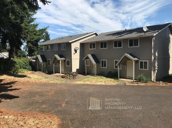 703 Kings Row #2, Creswell, OR 97426