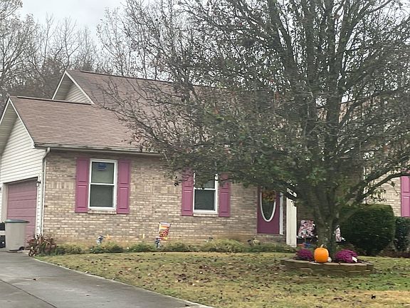 3rd image of 5565 Brandon Park Dr