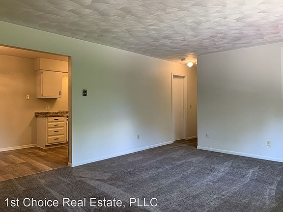 4th image of 2827 Harwick Dr APT 4