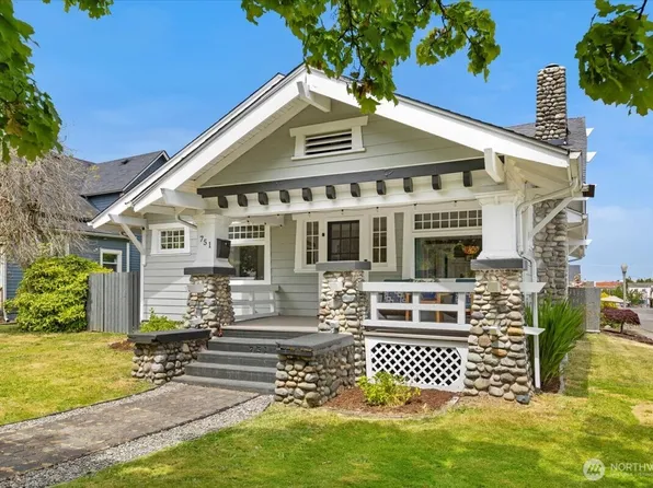 751 S 40th Street, Tacoma, WA 98418