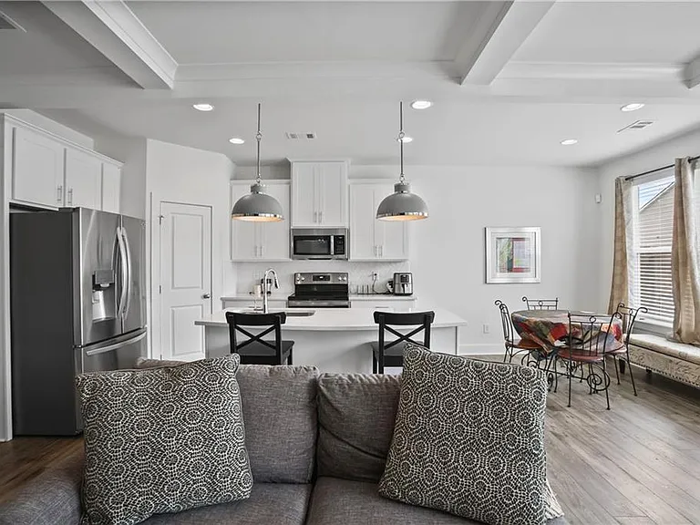 7637 Avalon Blvd — Photo 16