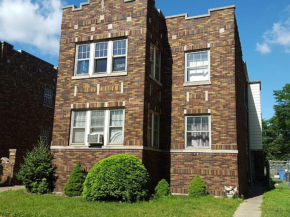 3rd image of 10850 S Avenue G