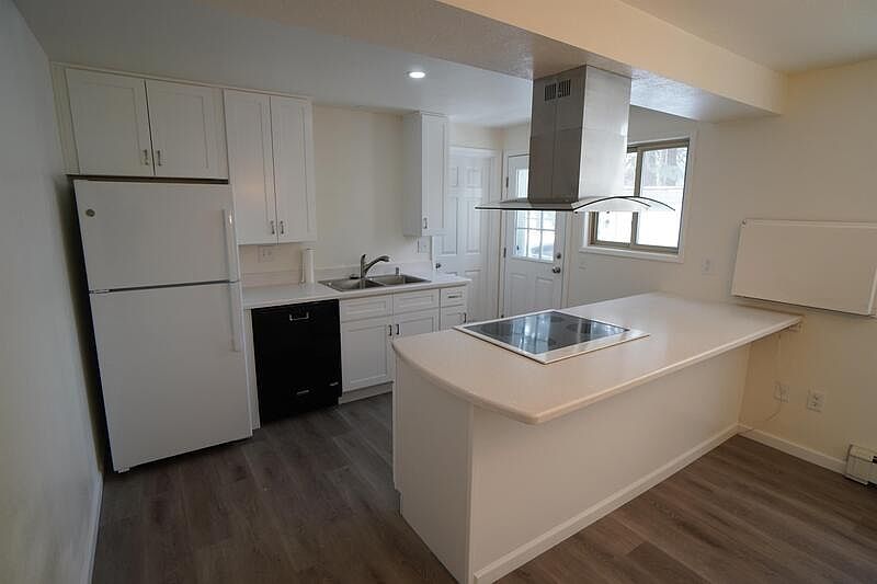 1st image of 2815 E 37th Ave #1