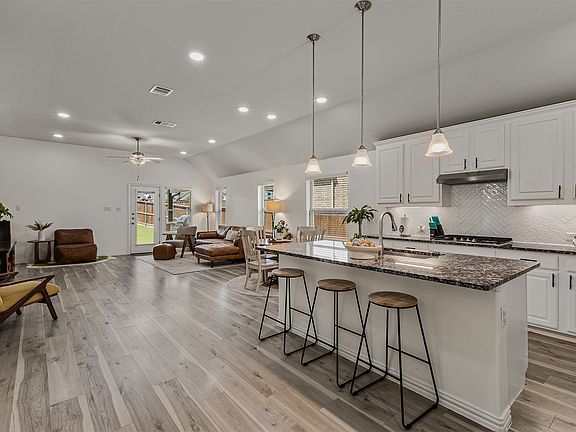3rd image of 2524 Solomons Pl