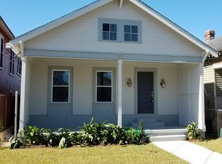 2620 Upperline St, New Orleans, LA 70115