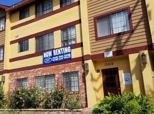 13610 Cordary Ave APT 20, Hawthorne, CA 90250