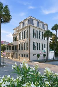 2 Water St, Charleston, SC, 29401