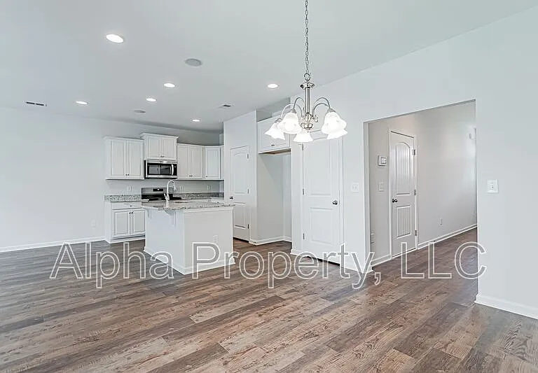 409 Wards Creek Way — Photo 8