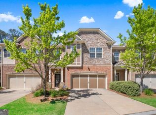 125 Barkley Ln, Sandy Springs, GA 30328