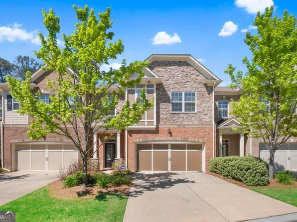 125 Barkley Ln, Sandy Springs, GA 30328