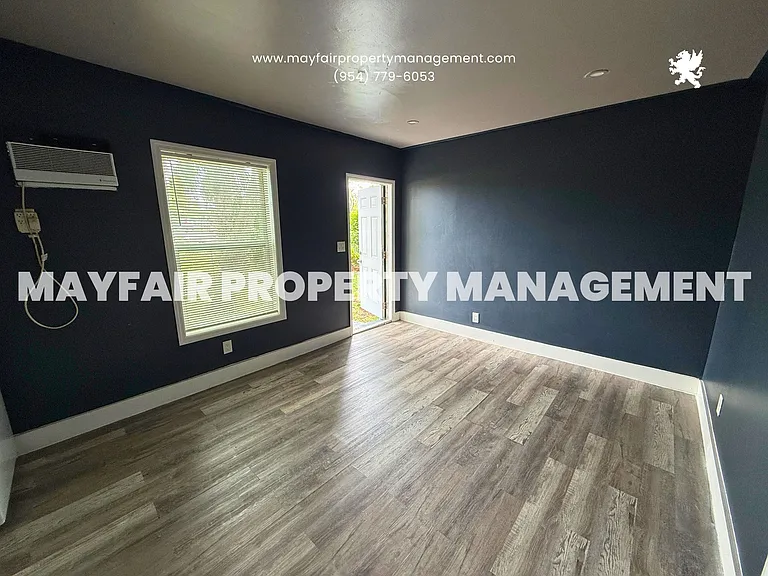 2724 NW 6th Ct #4 — Photo 5