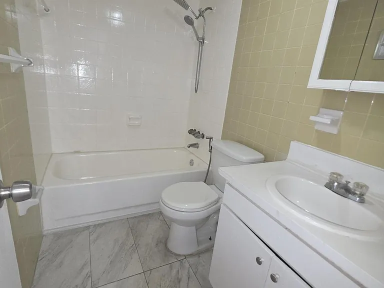 4655 Palm Ave #205 — Photo 8