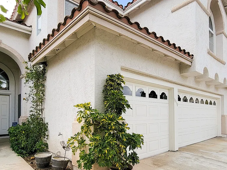 12138 Wooded Vista Ln — Photo 3