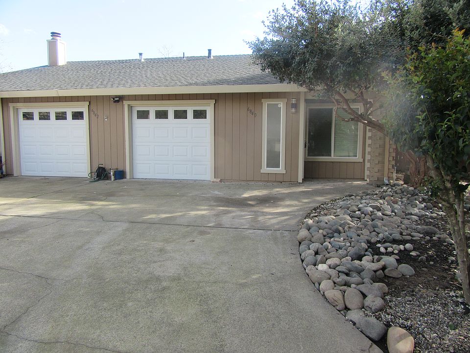 Front of duplex