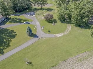 4323 Oak Hill Rd, Oregon, WI 53575