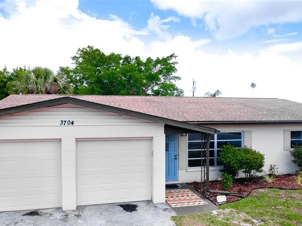3704 17th Ave W, Bradenton, FL 34205