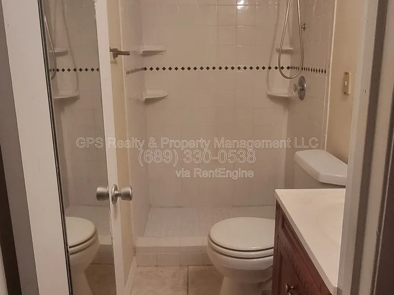 2500 Lee Rd #103 — Photo 20