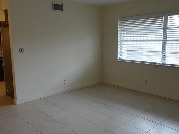 LIVING DINING ROOM