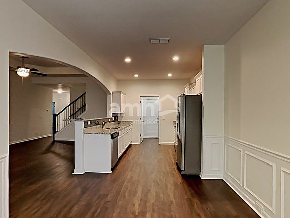 3rd image of 3211 Dupree Ln