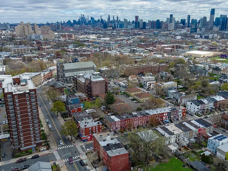 800 Ocean Ave #1 — Photo 49