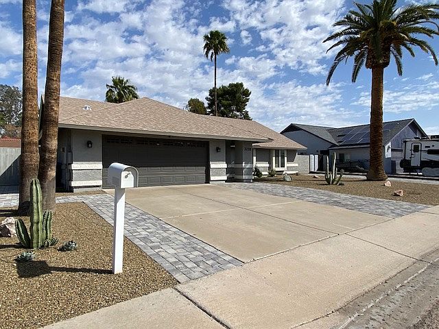 1st image of 3238 W Campo Bello Dr