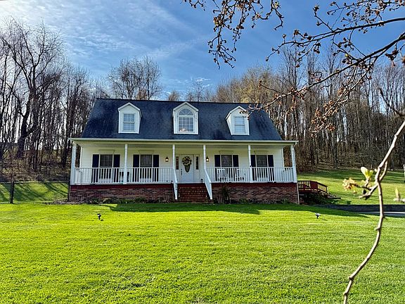 2nd image of 384 Sunset Rd