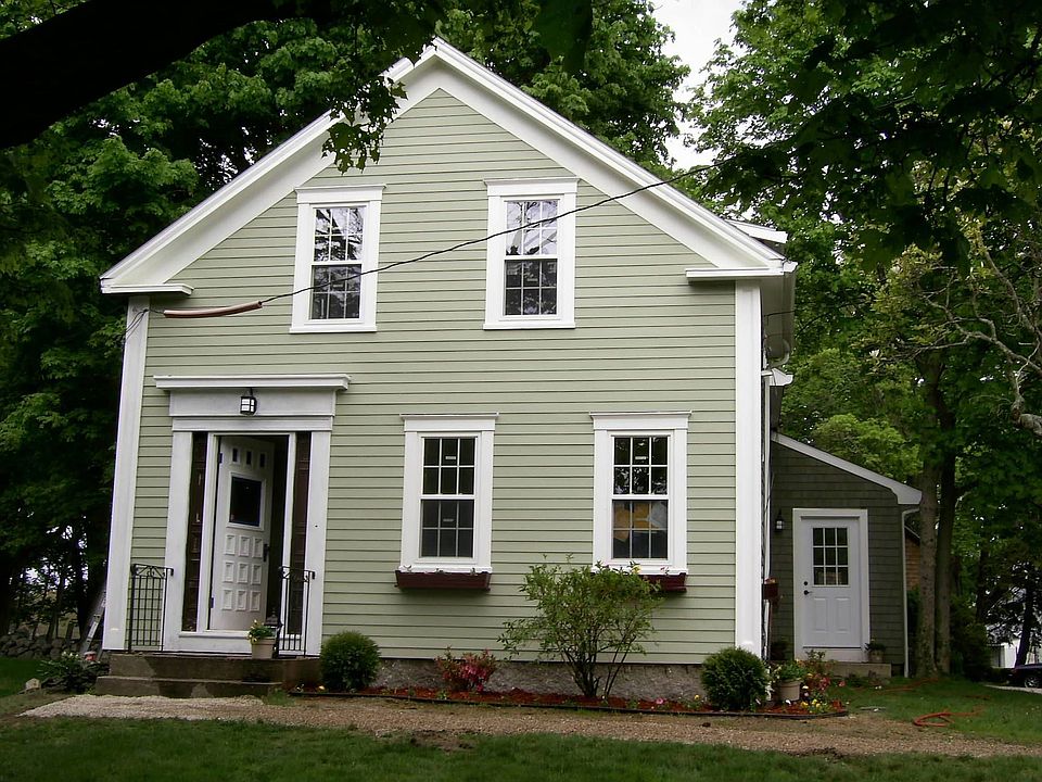 Beautiful classic Lines