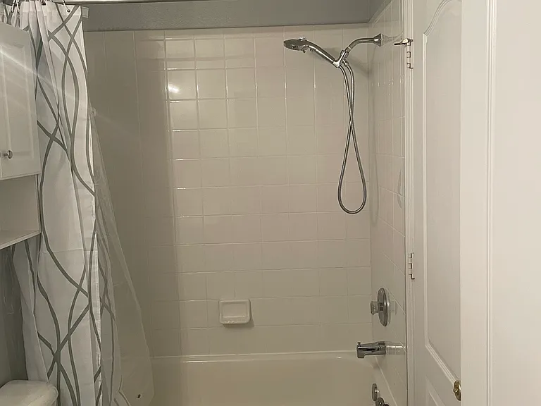 1042 Vista Cay Ct — Photo 20