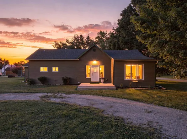 103 S Indiana Ave, Ashley, IN 46705