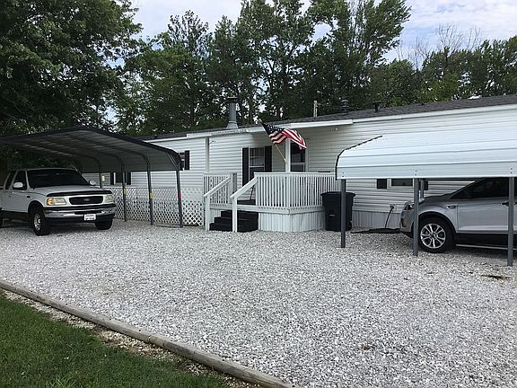 2nd image of 6450 SE 70th St