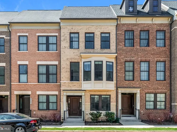 20401 Codman Dr, Ashburn, VA 20147