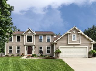 1511 Tallgrass Ct, Algonquin, IL 60102