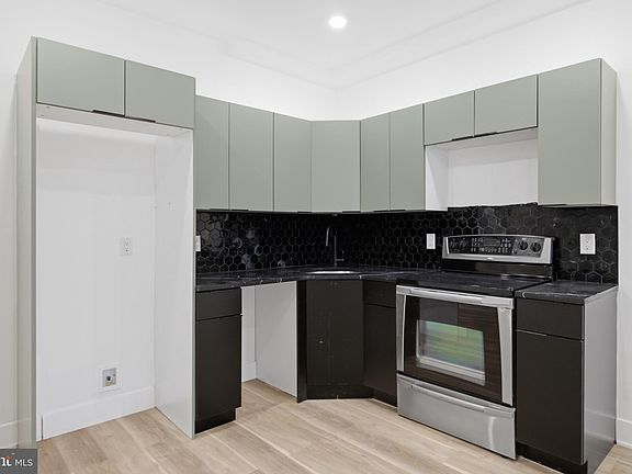 4th image of 349 N 62nd St #1