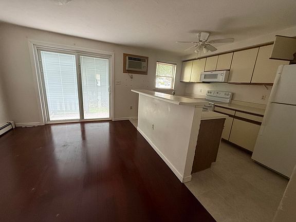 2nd image of 306 Circle Road