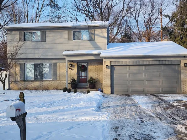 1027 Jeffrey Dr, Northville, MI 48167