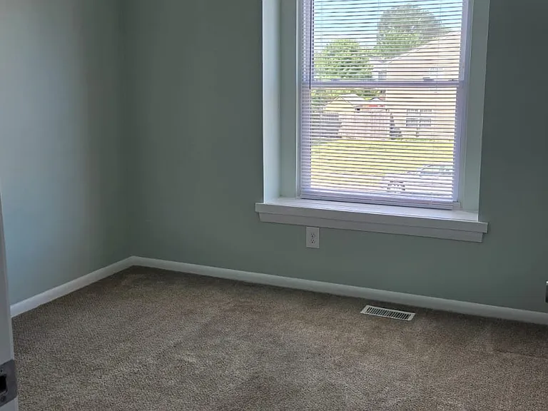696 Governors Way — Photo 12