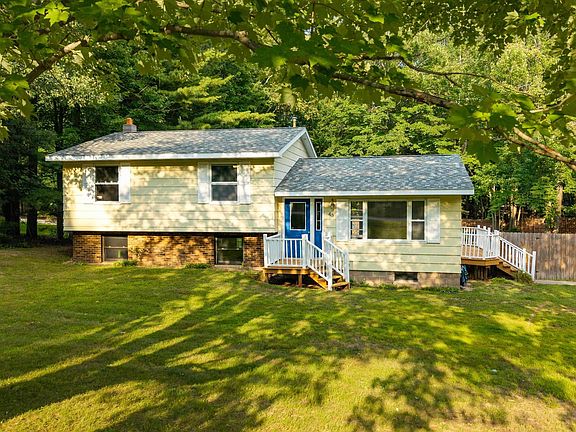 4th image of 48 Sandwood Dr