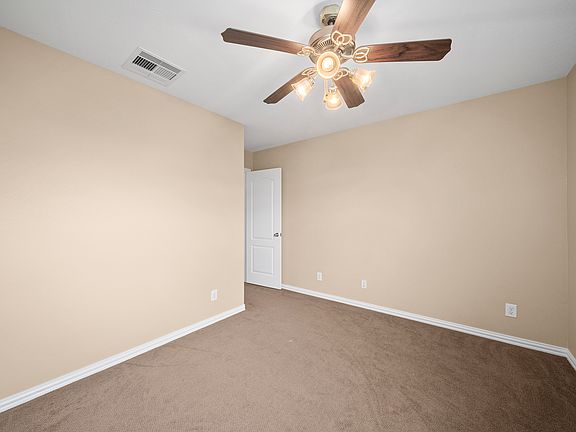 3rd image of 6146 Sierra Springs Ln #1