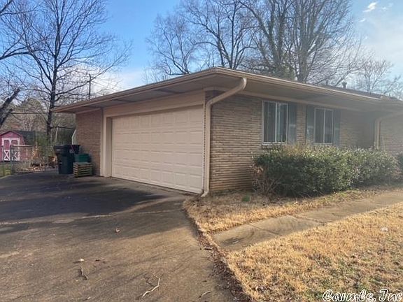 3rd image of 6700 Lantana Dr