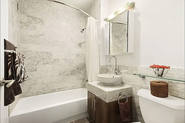 Rented by Platinum Properties | media 8